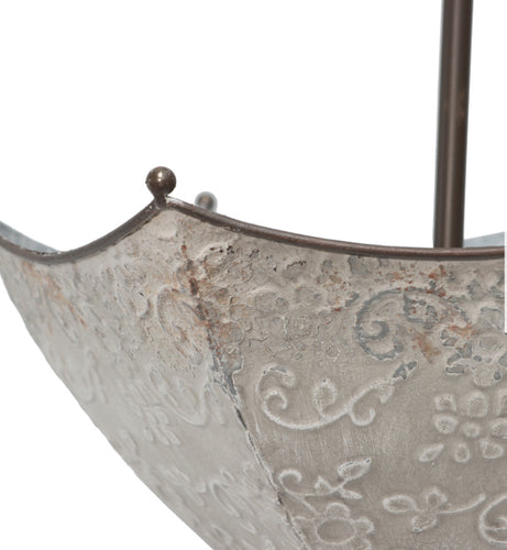 EMBOSSED GALV/RUST UMBRELLA HANGING PLANTER